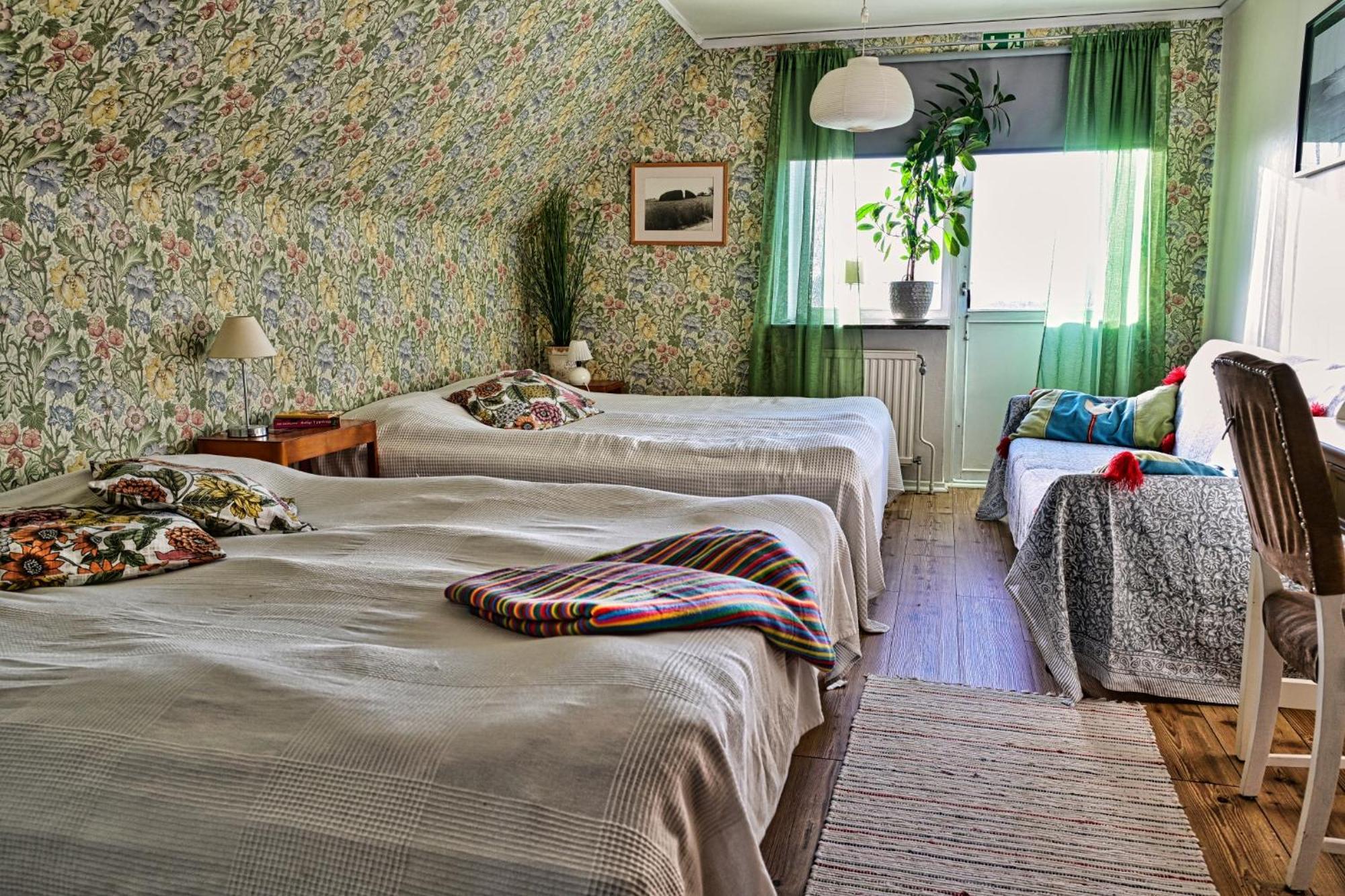 Bed And Books Pa Oesterlens Gaesthaerbaerge Glemminge Екстериор снимка